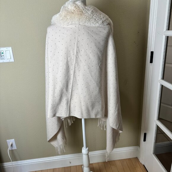 La Fiorentina Embellished Faux Fur Studded Shawl Wrap Sweater One Size - Picture 9 of 11